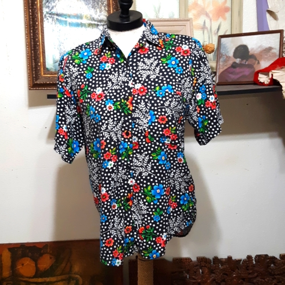 Womens Fun flower Pokadot Blouse shirt top short sleeve Med SOLUTIONS